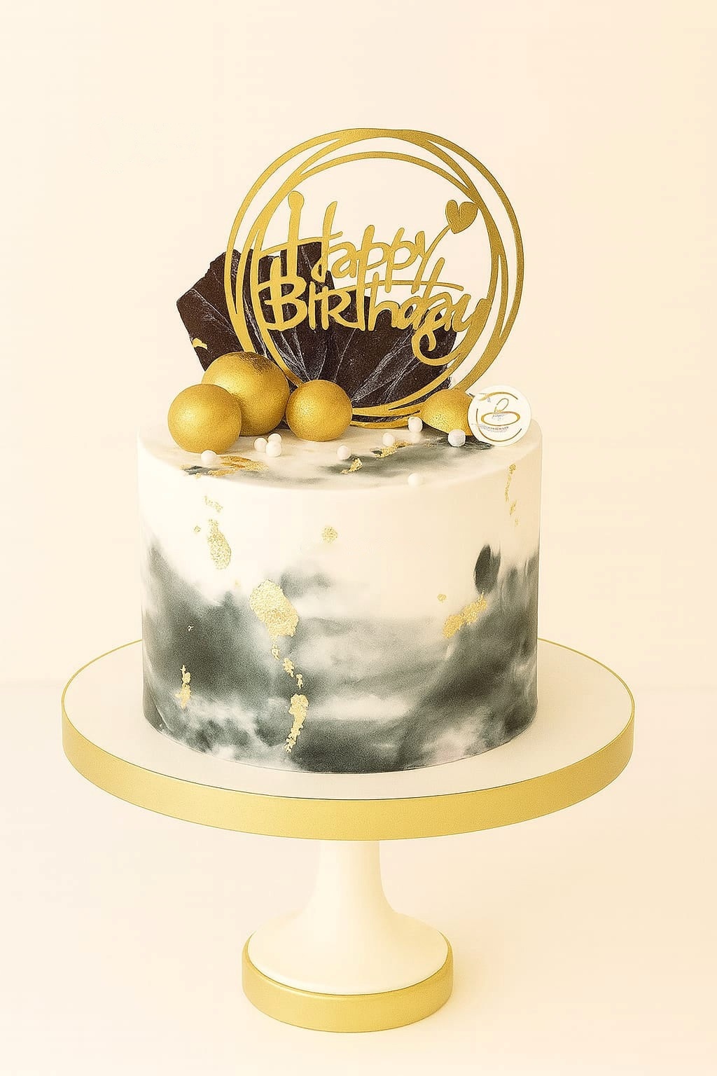 Marble Effect Golden Touch Cake