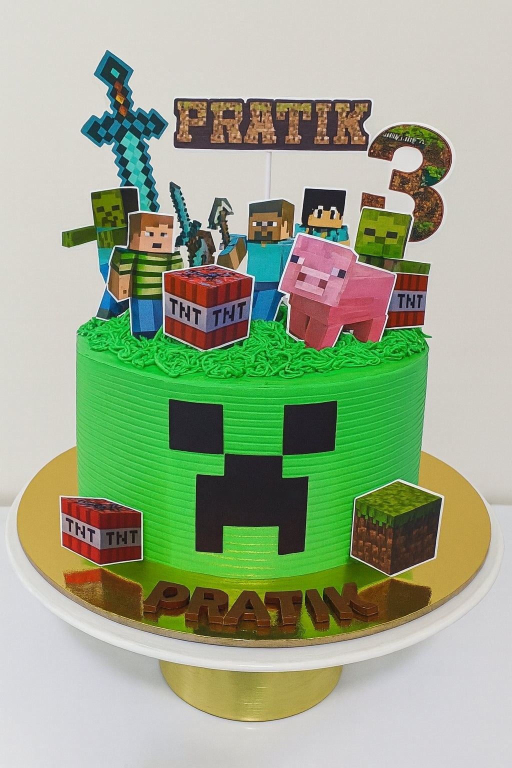 Minecraft Creeper Birthday Cake